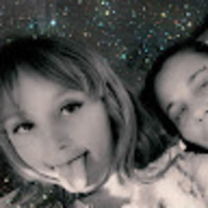 Meet your Posher, Clarissa